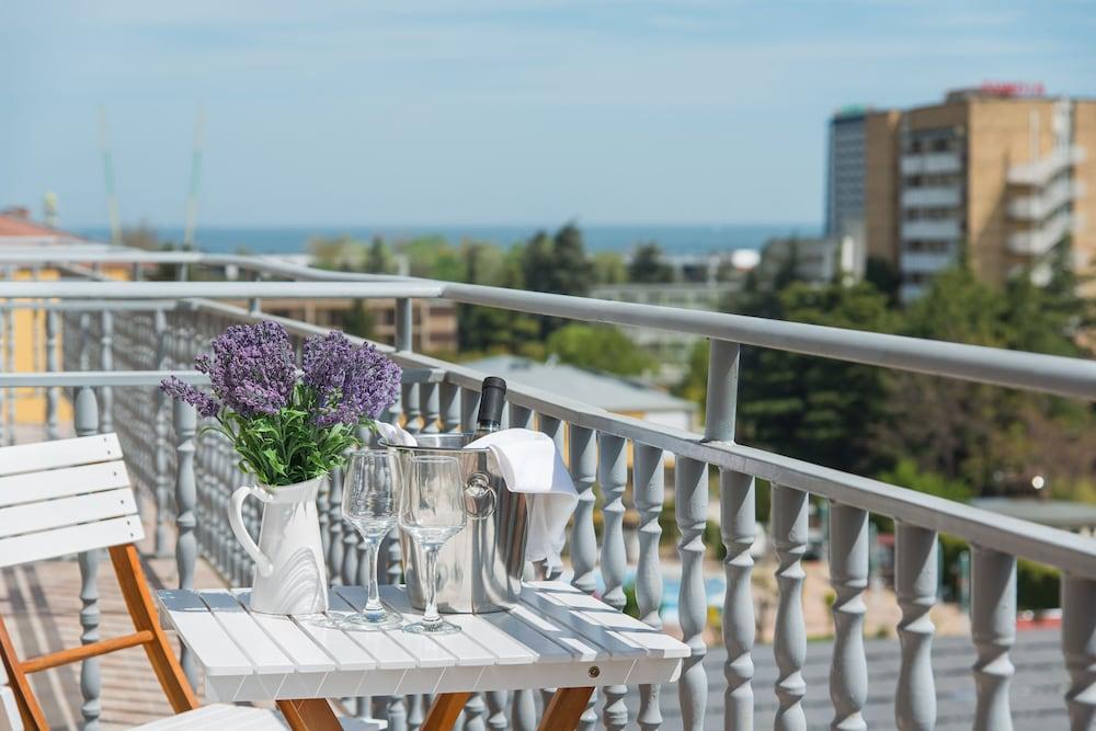 Tm Deluxe Hotel Sunny Beach Exterior photo
