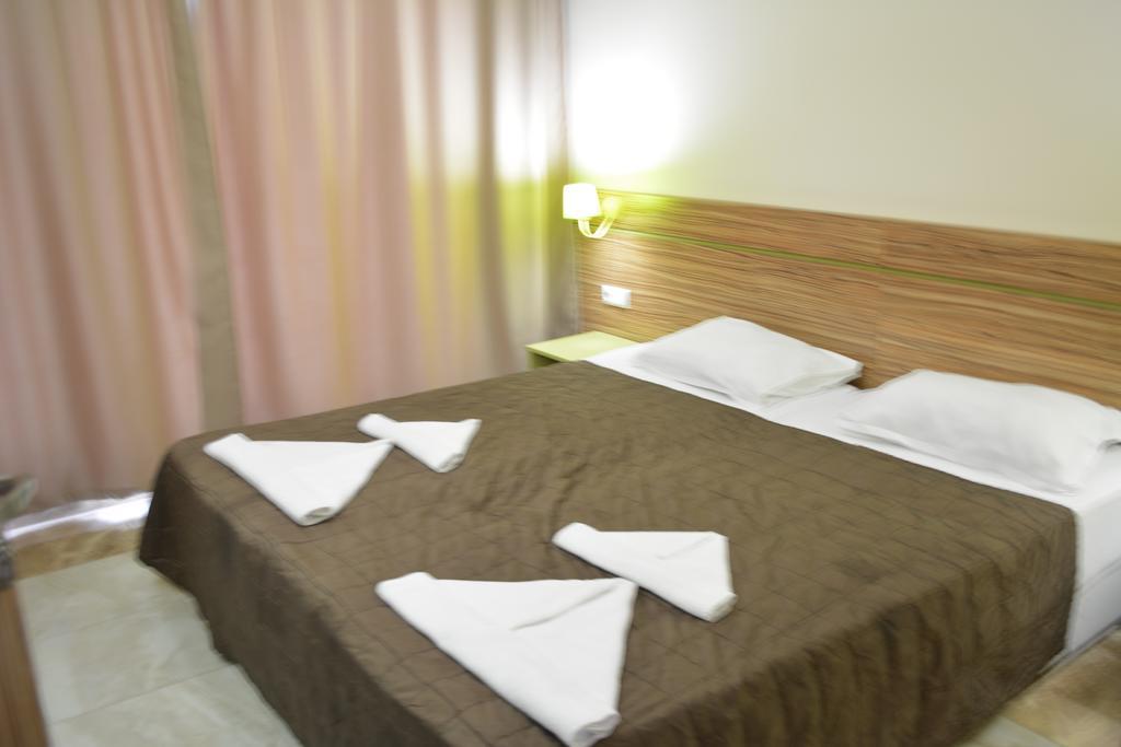 Tm Deluxe Hotel Sunny Beach Exterior photo