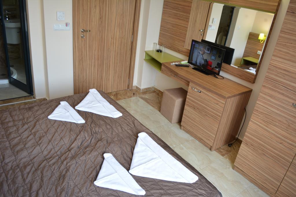 Tm Deluxe Hotel Sunny Beach Room photo